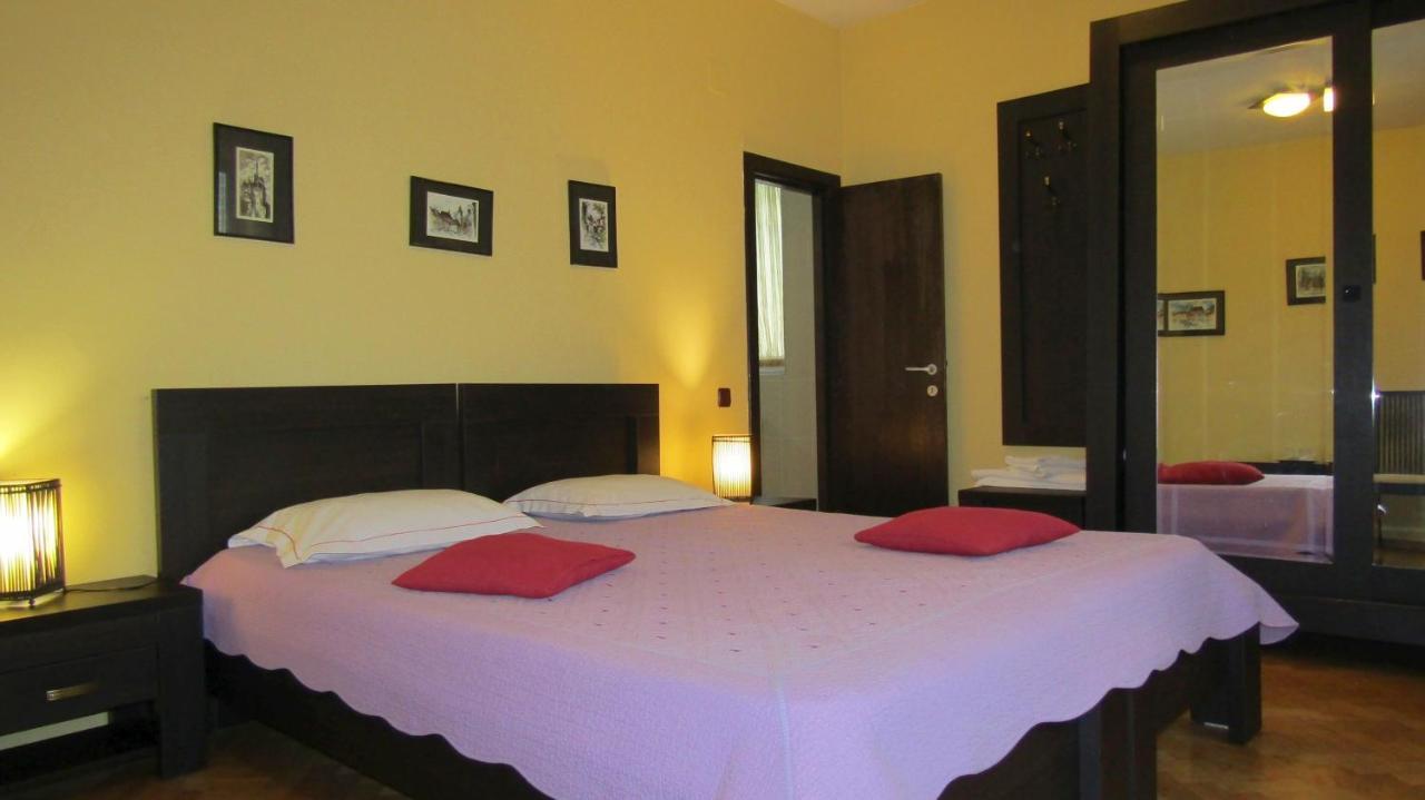 Rami House Central Double Rooms Brasov Luaran gambar