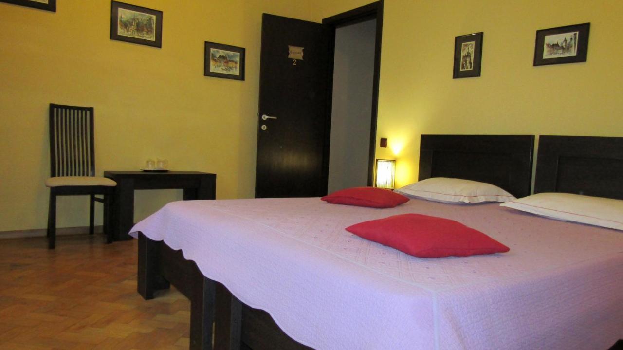 Rami House Central Double Rooms Brasov Luaran gambar