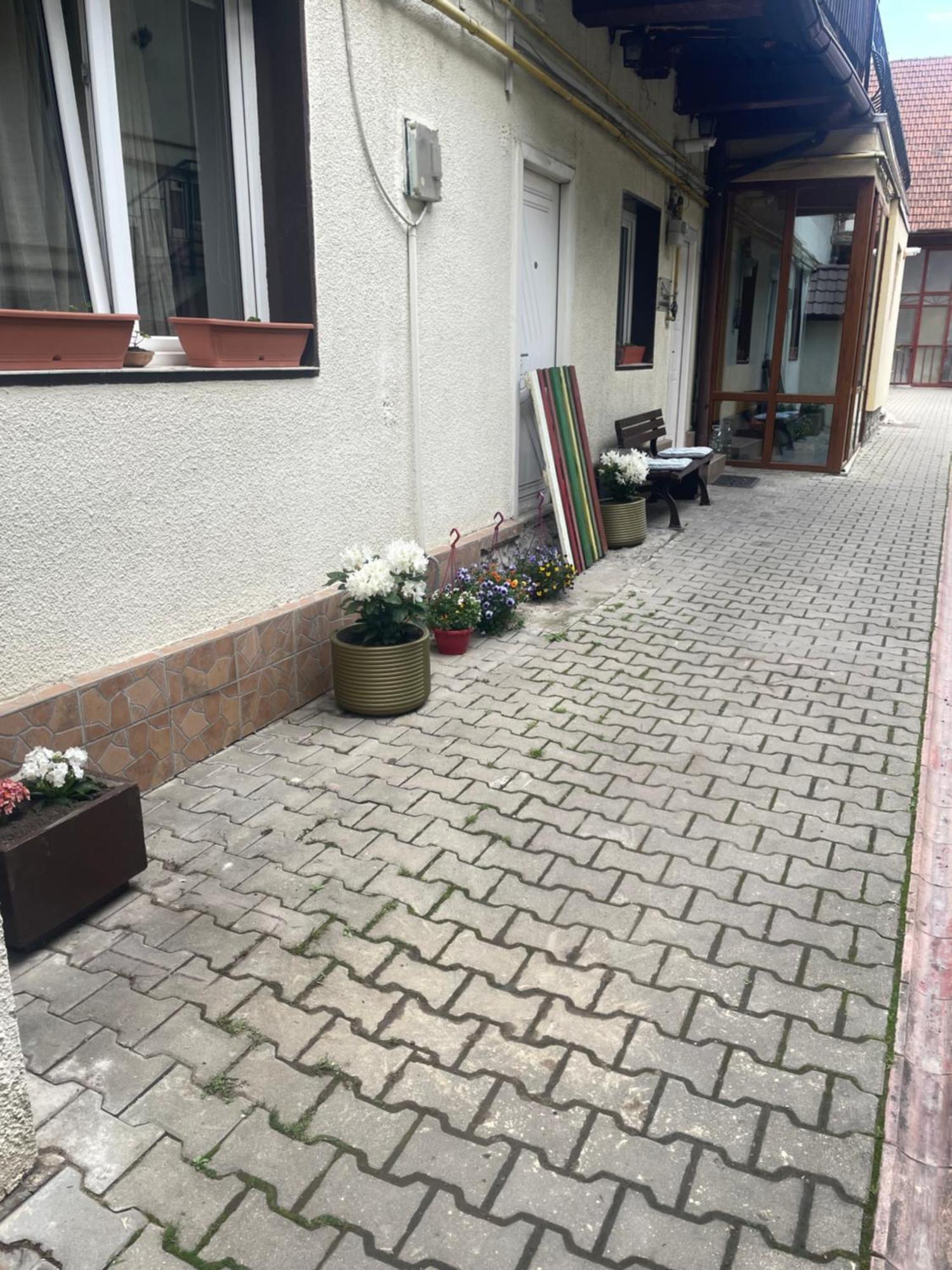 Rami House Central Double Rooms Brasov Luaran gambar