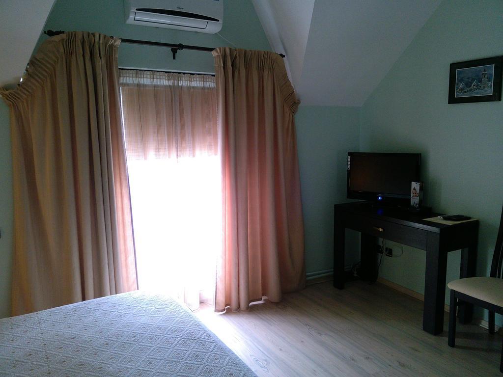 Rami House Central Double Rooms Brasov Bilik gambar