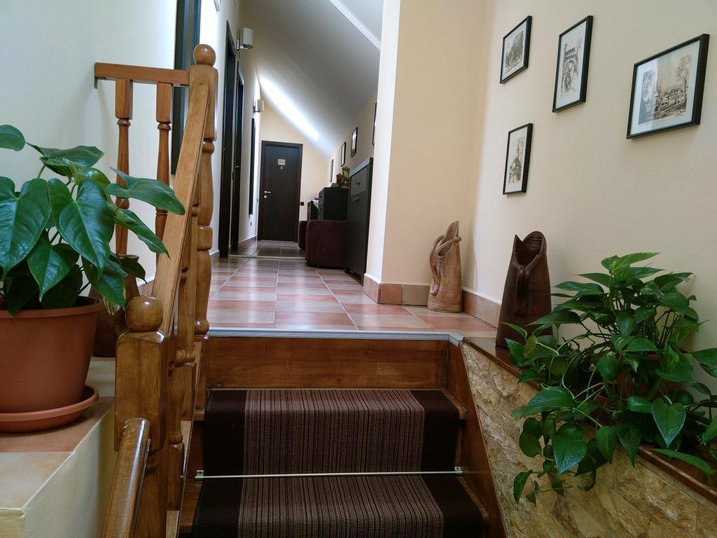 Rami House Central Double Rooms Brasov Luaran gambar